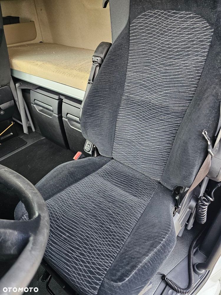 Mercedes-Benz ACTROS - 15