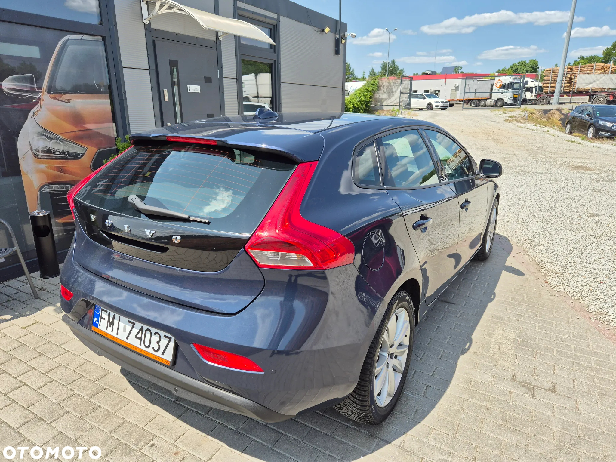 Volvo V40 D2 Momentum - 7