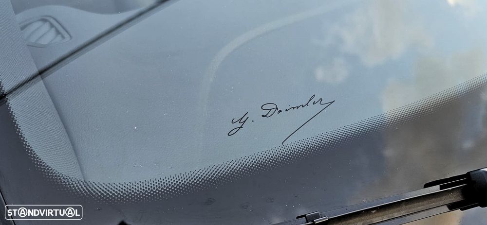 Mercedes-Benz A 250 e 8G-DCT AMG Line - 37