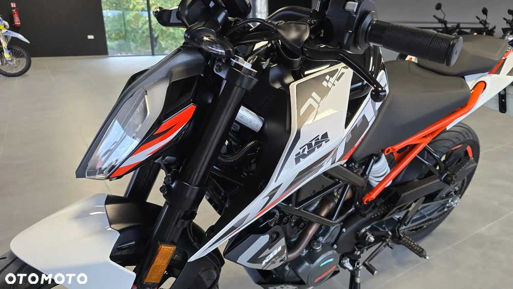 KTM Duke 125 - 5