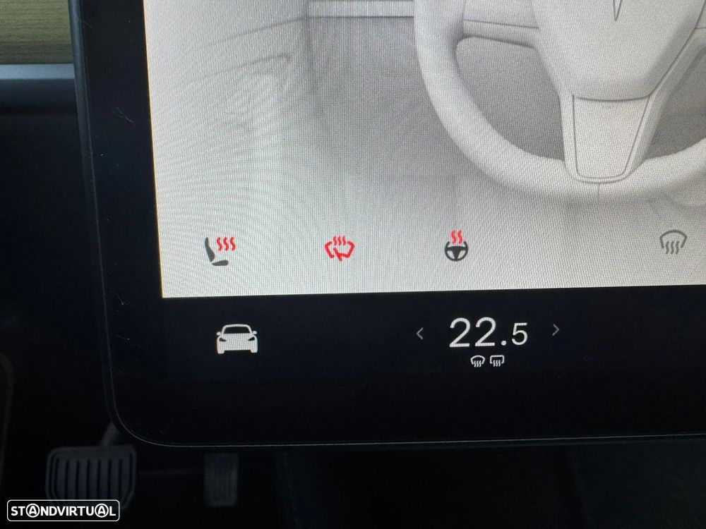 Tesla Model Y Long Range Dual Motor AWD - 20