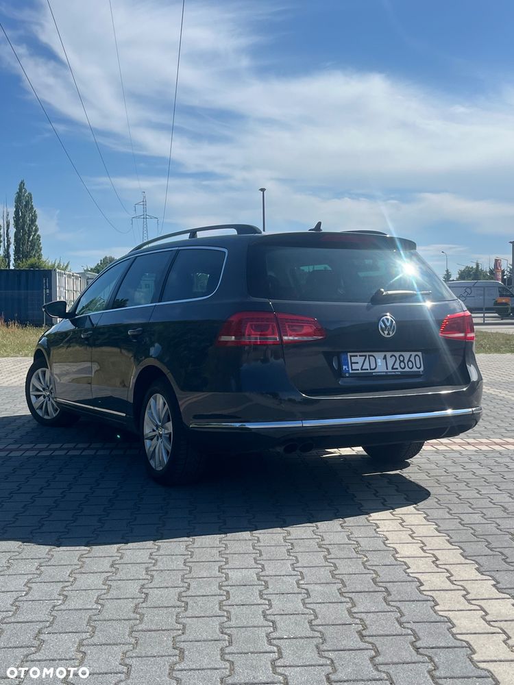 Volkswagen Passat 2.0 TDI DPF Trendline DSG - 21