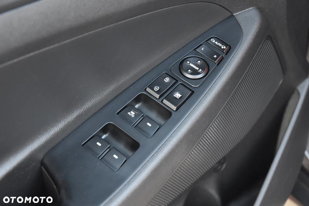 Hyundai Tucson 1.6 Turbo 2WD Passion Plus - 32