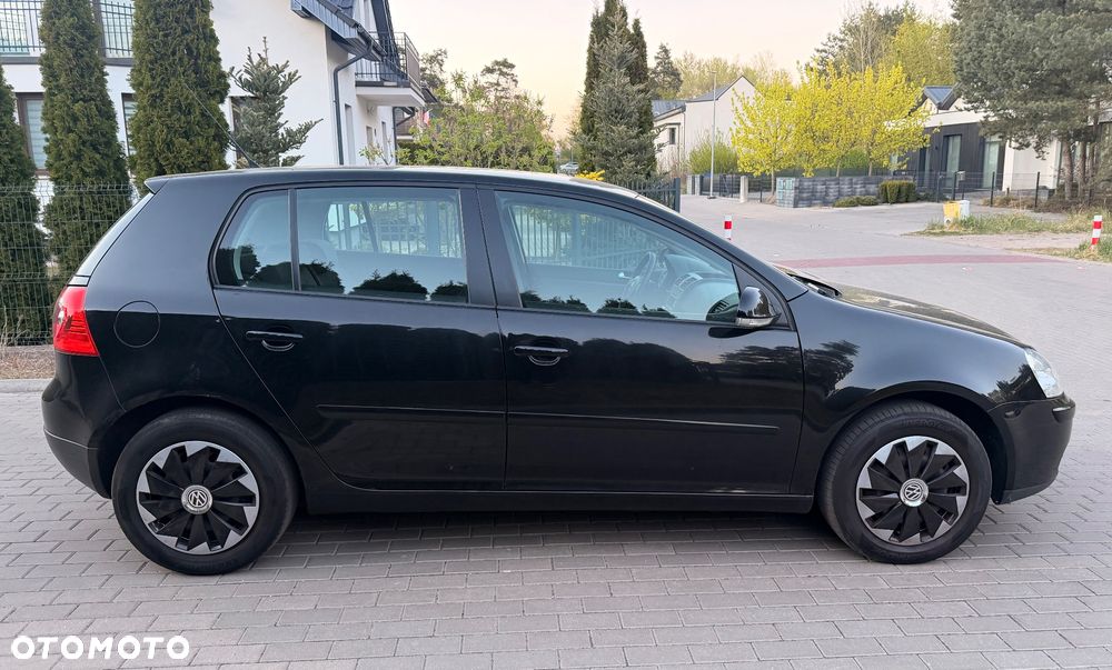 Volkswagen Golf 1.6 Team - 8