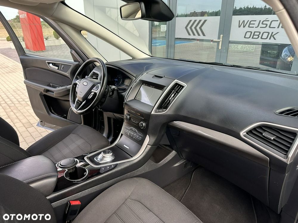 Ford Galaxy - 16