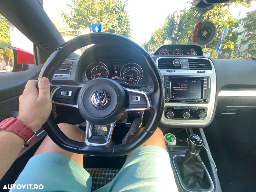 Volkswagen Scirocco 2.0 TSI (BlueMotion Technology) - 23