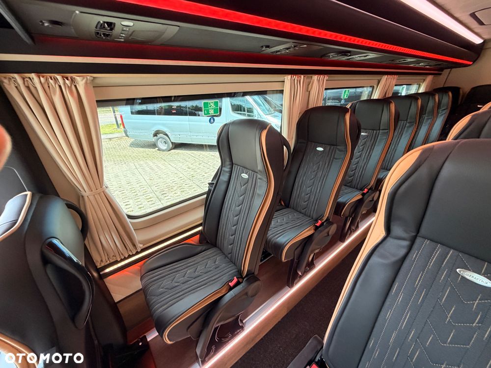 Mercedes-Benz Sprinter 519 - 17