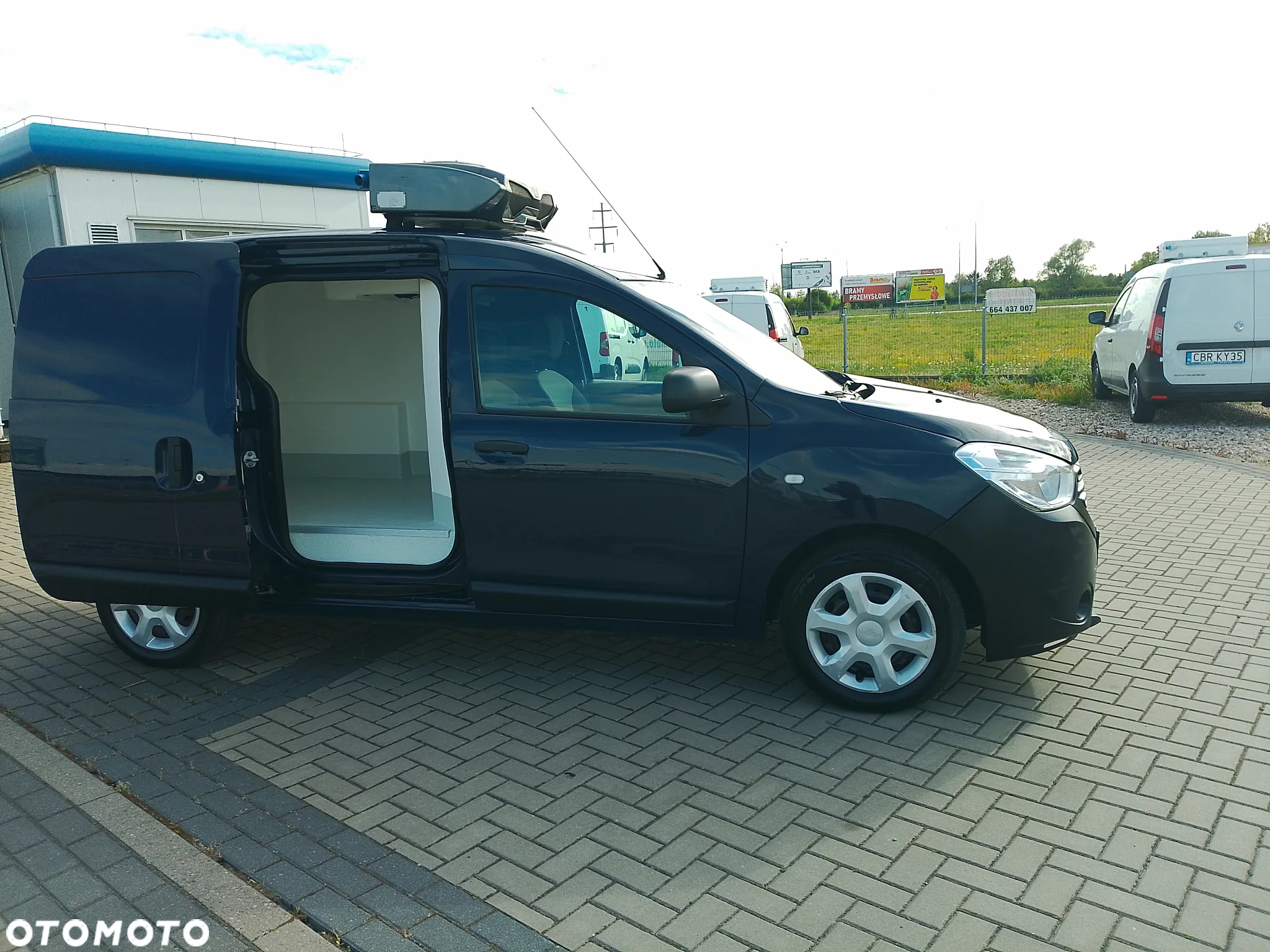 Dacia Dokker L2 Long Maxi Nowa Izoterma Chłodnia Zanotti 220V PL na stoku Pb+LPG - 9