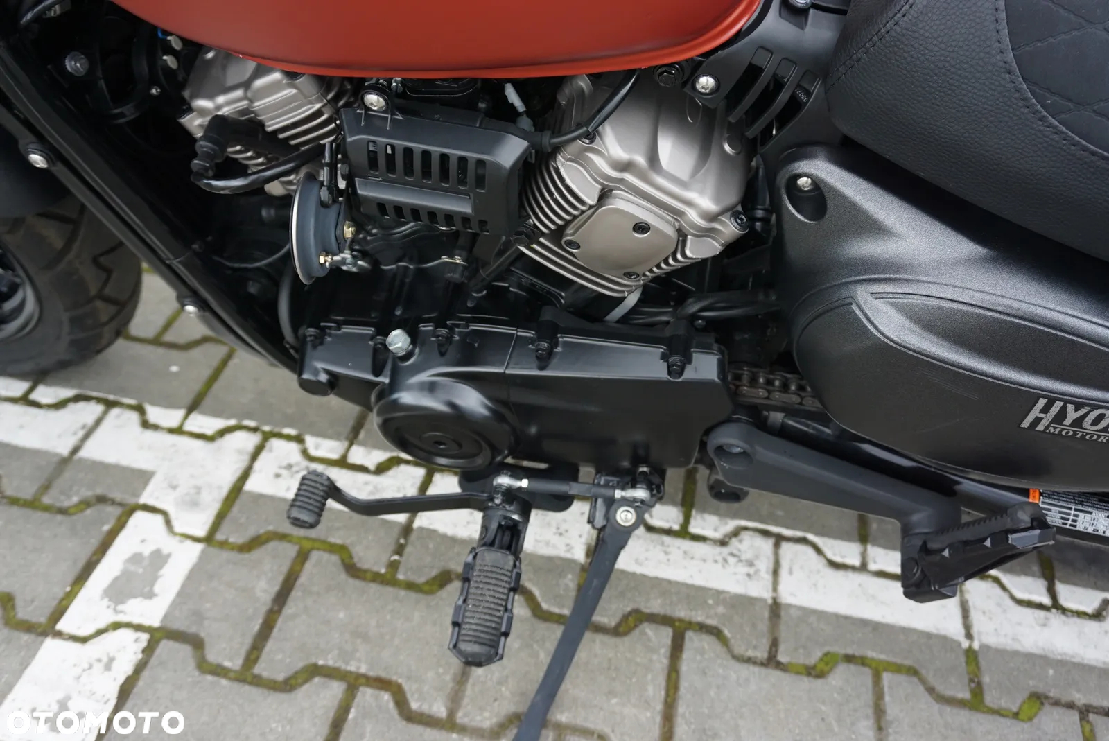 Hyosung GV - 5