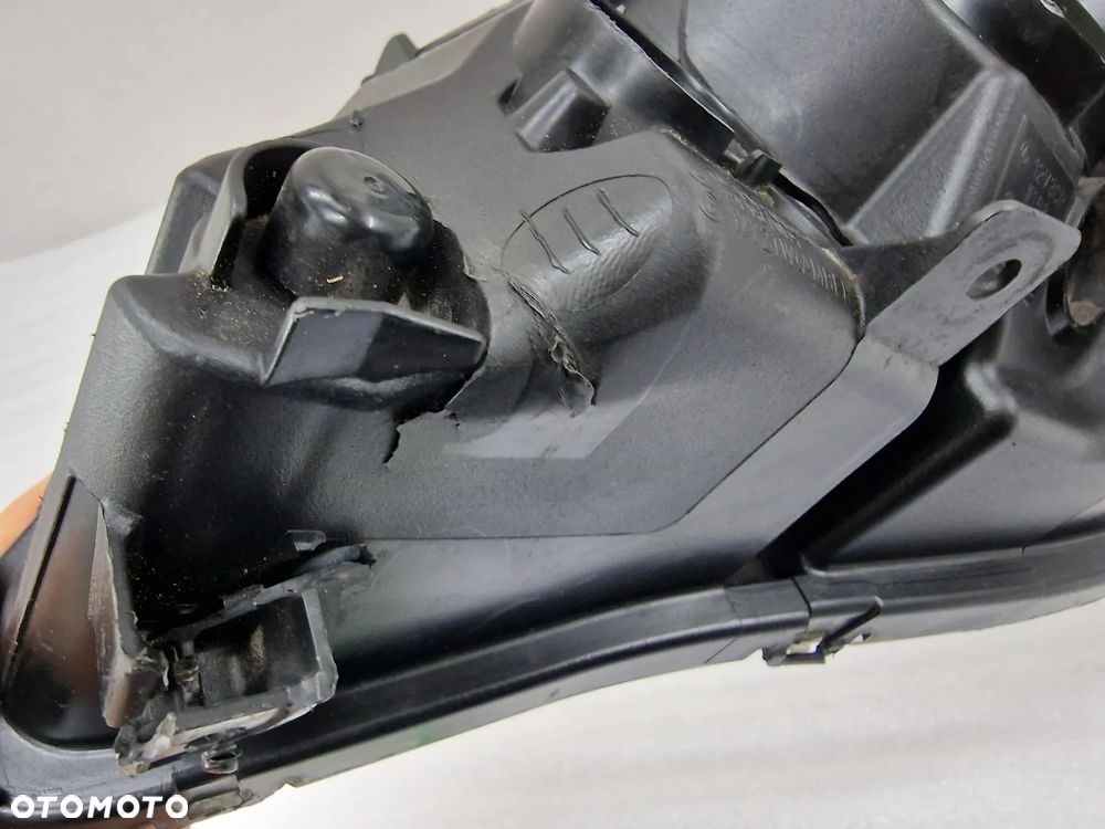 HONDA CIVIC VIII SEDAN CITY 05- PRAWA LAMPA PRZEDNIA PRZÓD , NR STANLEY P5492 , NR AUKCJI LL382 - 15