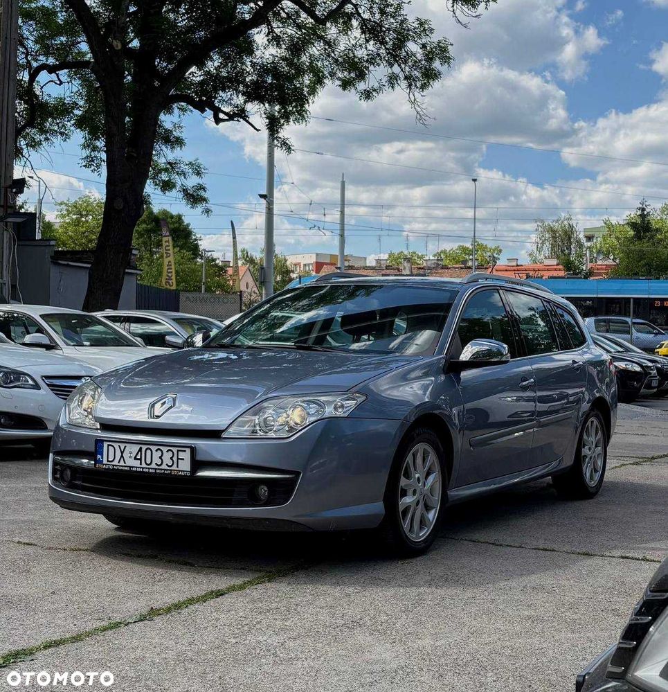 Renault Laguna - 1