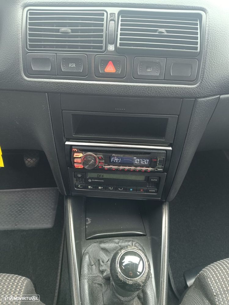 VW Golf Variant 1.9 TDi Highline - 7