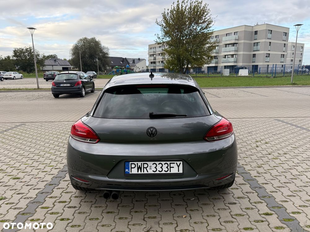 Volkswagen Scirocco 2.0 TDI DSG - 4
