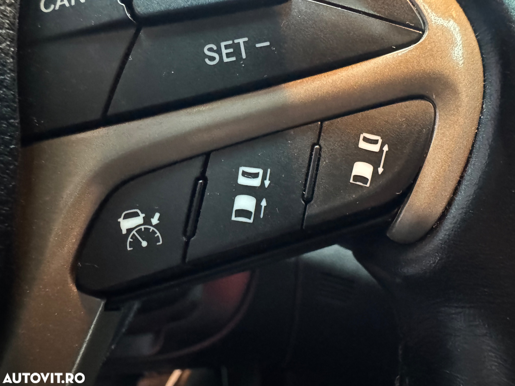 Jeep Grand Cherokee - 20
