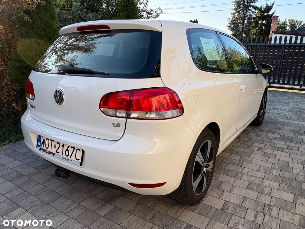 Volkswagen Golf 1.6 Comfortline DSG - 4