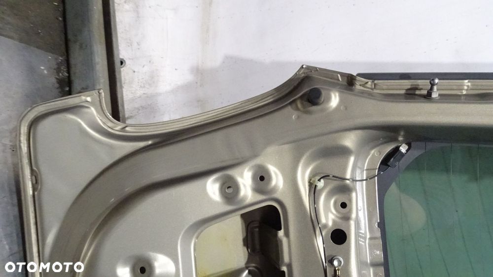 KLAPA TYŁ BAGAŻNIKA FIAT SEDICI 1.9 - 18