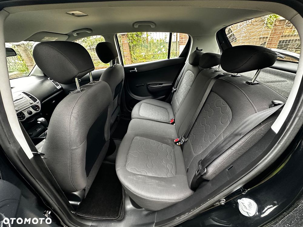 Hyundai i20 1.4 Comfort - 11