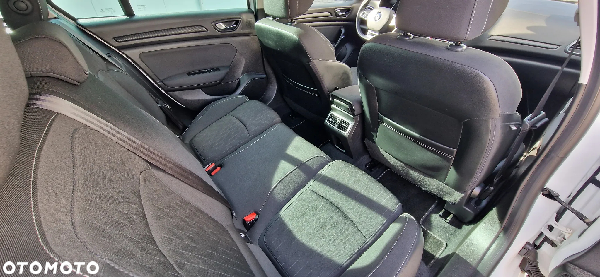 Renault Megane 1.3 TCe FAP Intens - 21