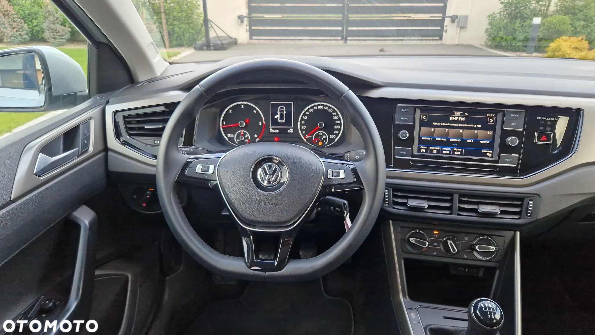 Volkswagen Polo 1.6 TDI SCR Comfortline - 9