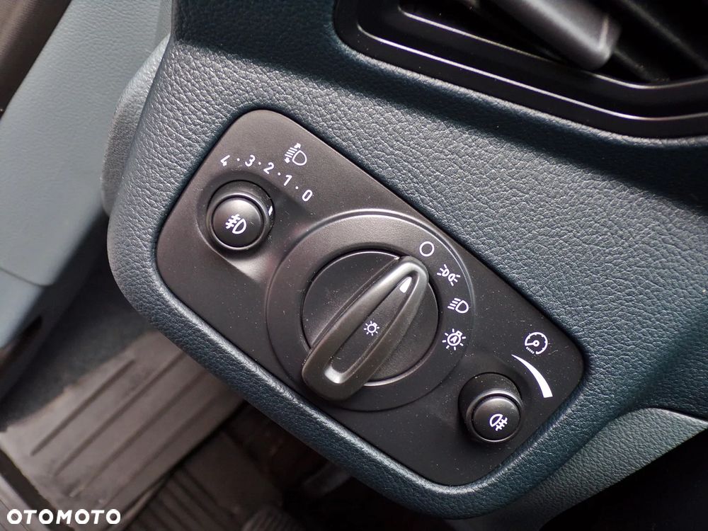 Ford Grand C-MAX 1.6 TDCi Trend - 18