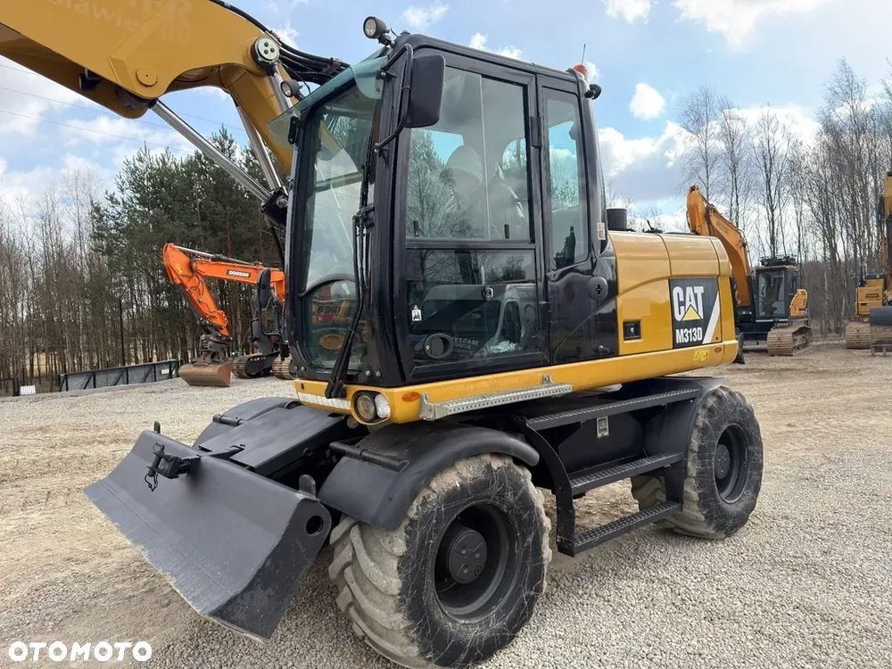 Caterpillar 313d - 3
