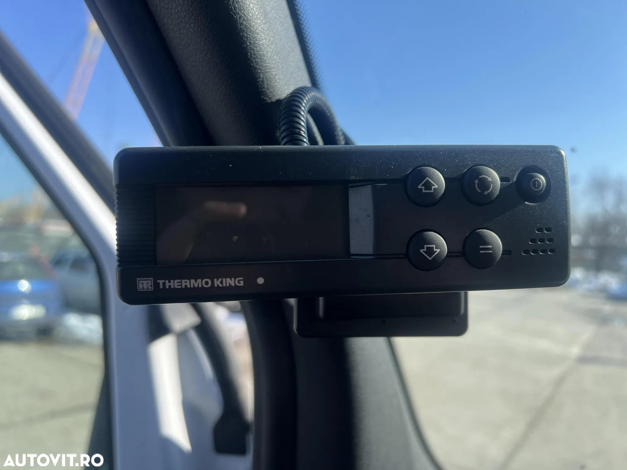 Mercedes-Benz Sprinter - 14
