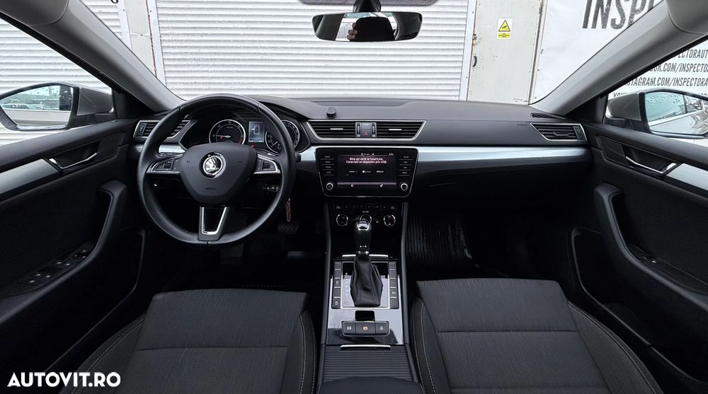 Skoda Superb 2.0 TDI DSG Ambition - 4