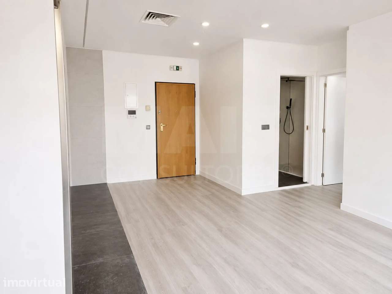 T1 Totalmente Remodelado a Estrear | Cozinha Equipada | Ar Condicio... - Grande imagem: 3/14