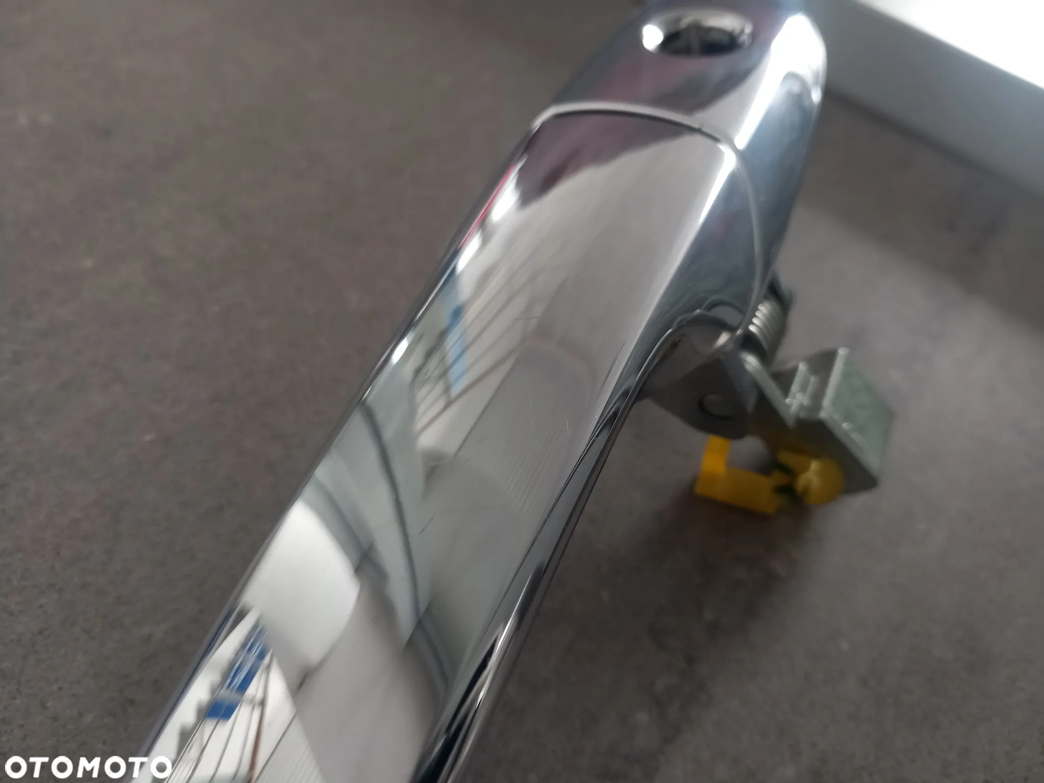 Klamka zewnętrzna drzwi prawa Ford Ranger 2011- - 6