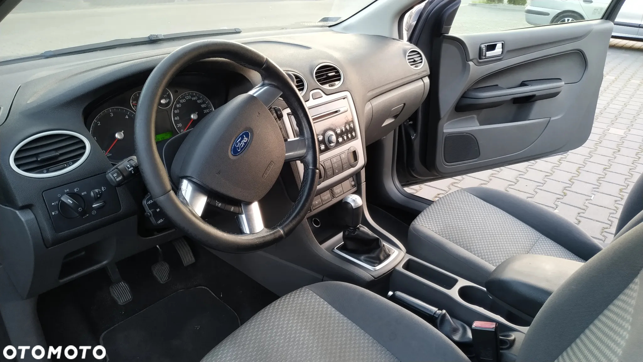Ford Focus - 12