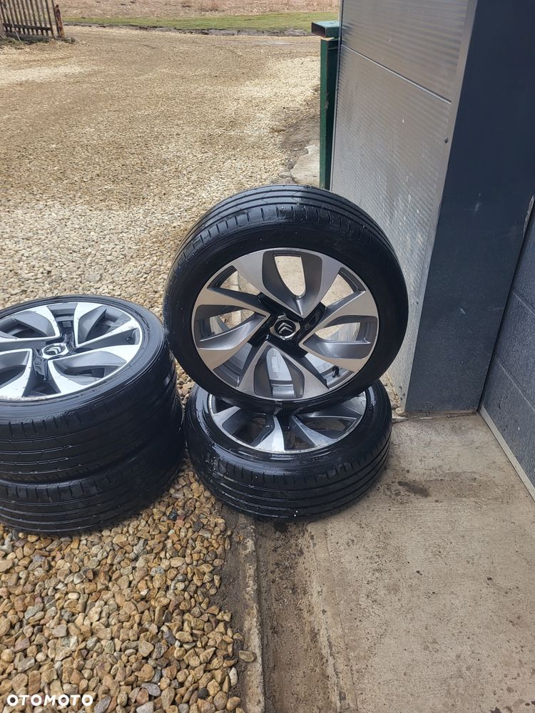 Citroën DS5 2.0 HDi Hybrid4 SoChic MCP - 39