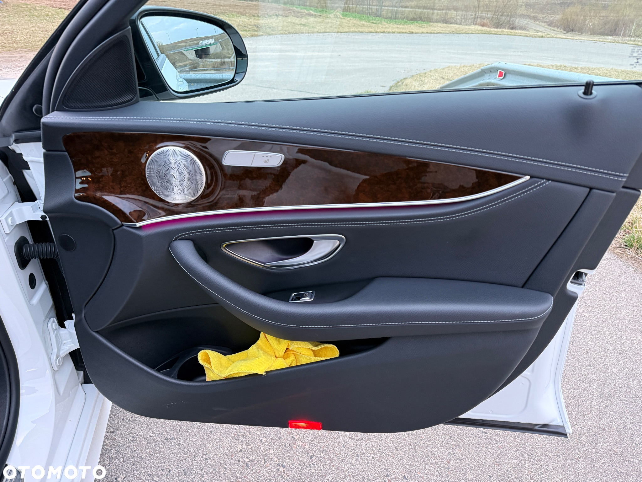 Mercedes-Benz Klasa E - 25