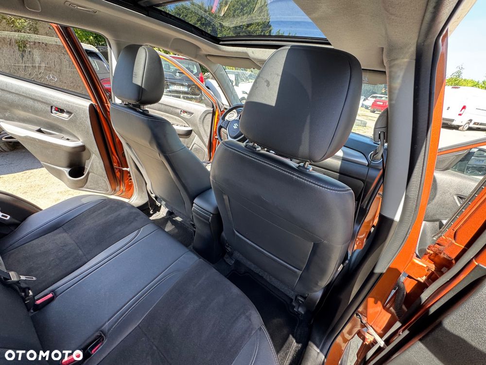 Suzuki Vitara - 10