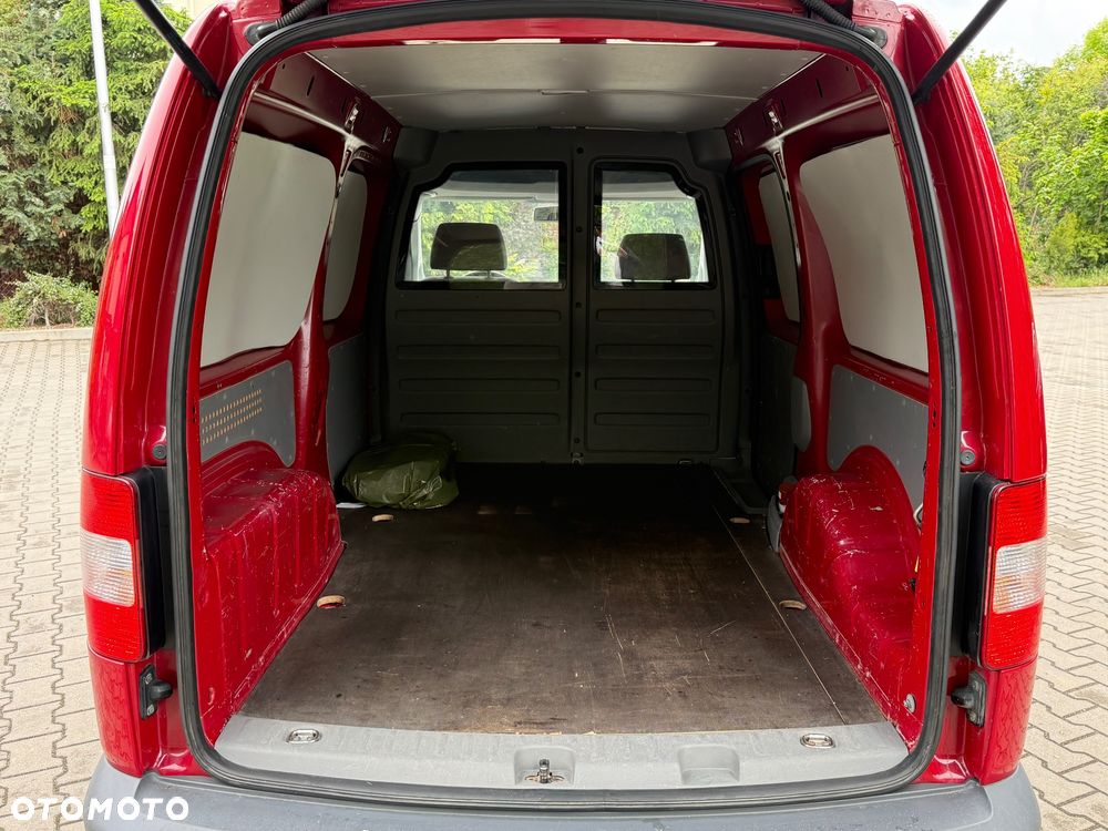 Volkswagen Caddy Maxi - 17