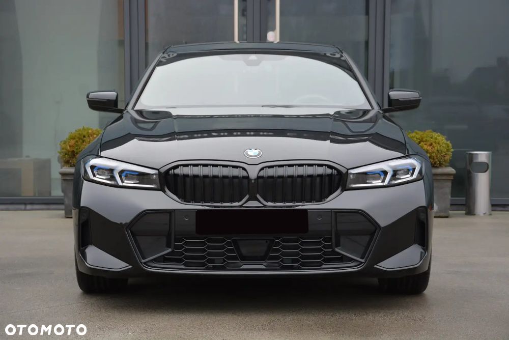 BMW Seria 3 330d xDrive mHEV M Sport - 9