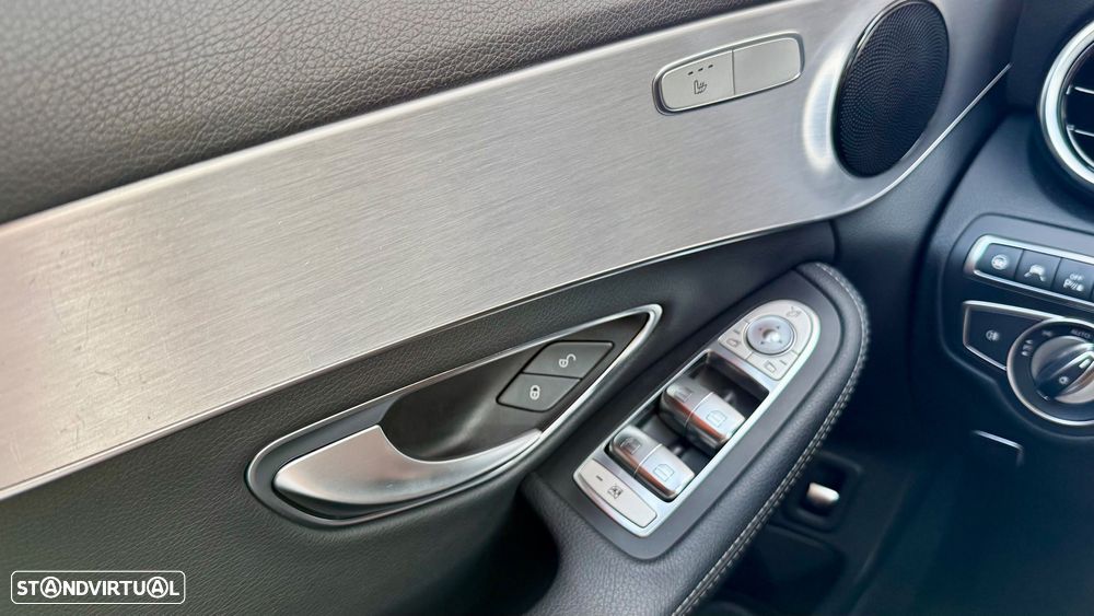 Mercedes-Benz C 300 h AMG Line - 28