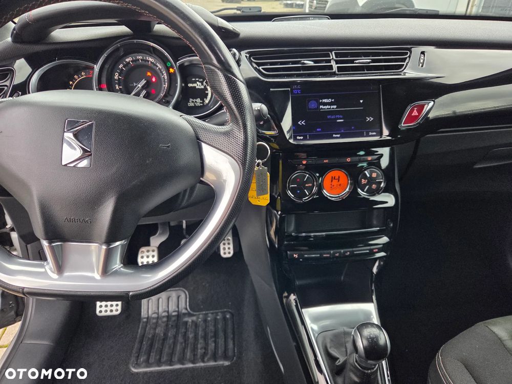 DS Automobiles DS 3 - 10