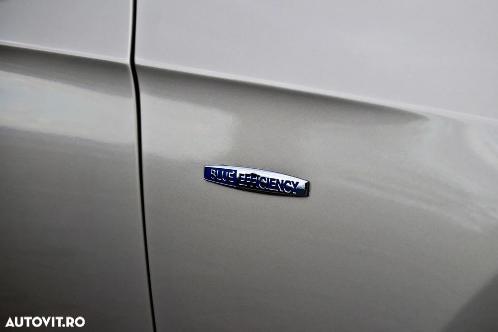 Mercedes-Benz E 220 CDI DPF BlueEFFICIENCY Automatik Avantgarde - 11