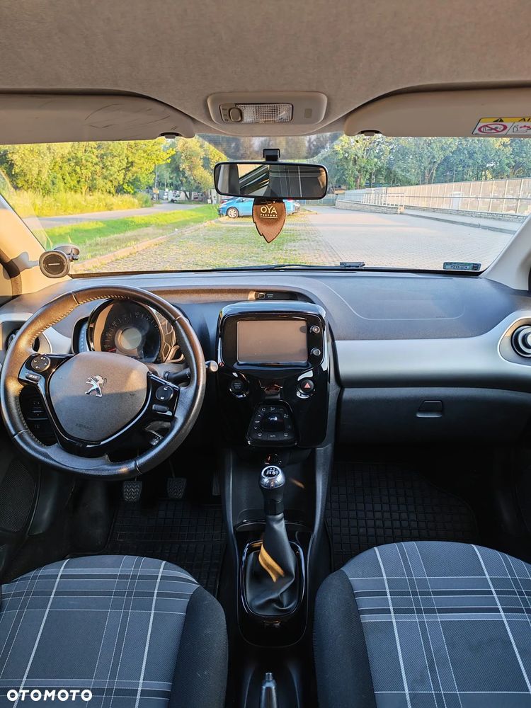 Peugeot 108 PureTech 82 Style - 11