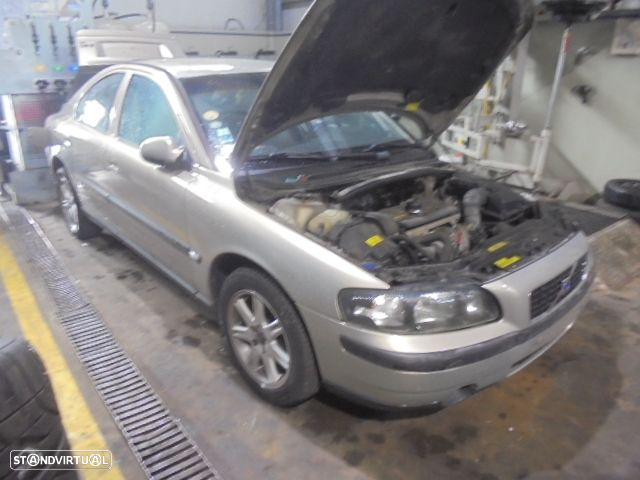 Carro MOT: B5244S2  VOLVO S60 2001 2.4I 140CV 4P BRANCO GASOLINA - 4