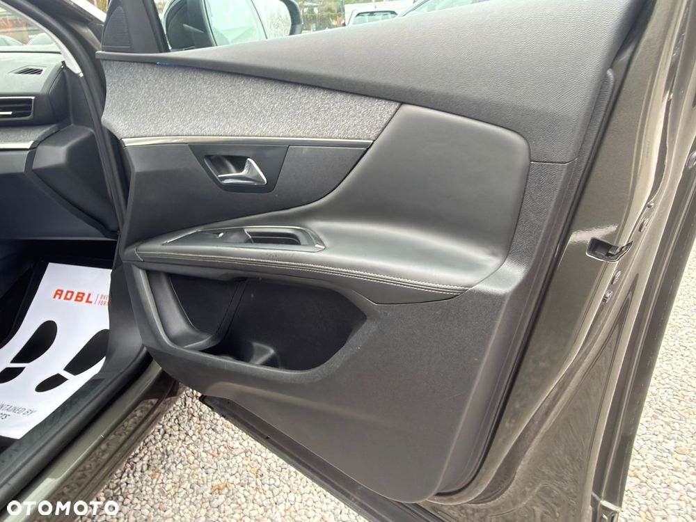 Peugeot 3008 2.0 BlueHDi Allure - 11