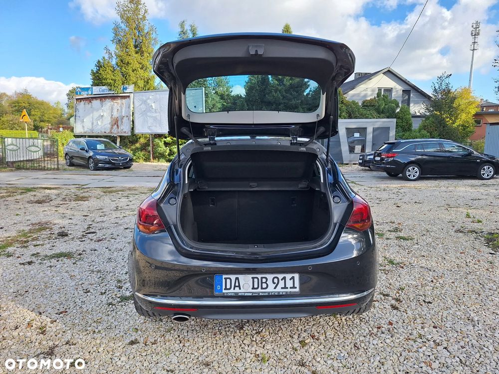 Opel Astra 1.6 Turbo Sport - 24