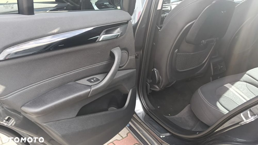 BMW X1 xDrive18d Advantage sport - 20