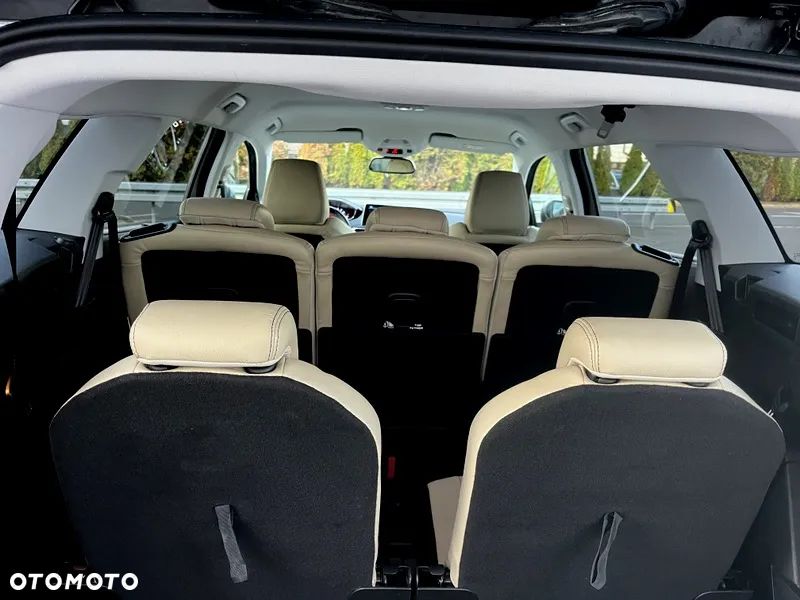 Peugeot 5008 1.6 PureTech Allure S&S EAT8 - 29