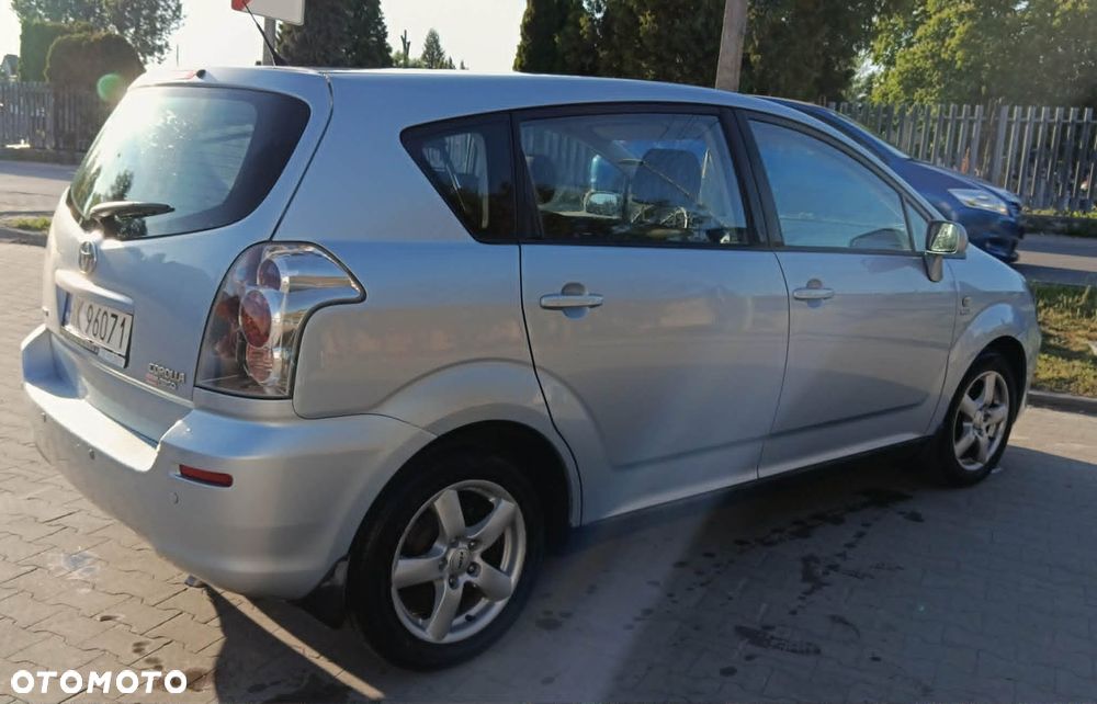 Toyota Corolla Verso 1.8 Sol 7os - 4