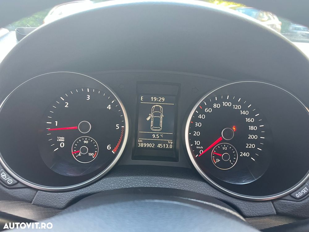 Volkswagen Golf 1.6 TDI DPF Comfortline - 4