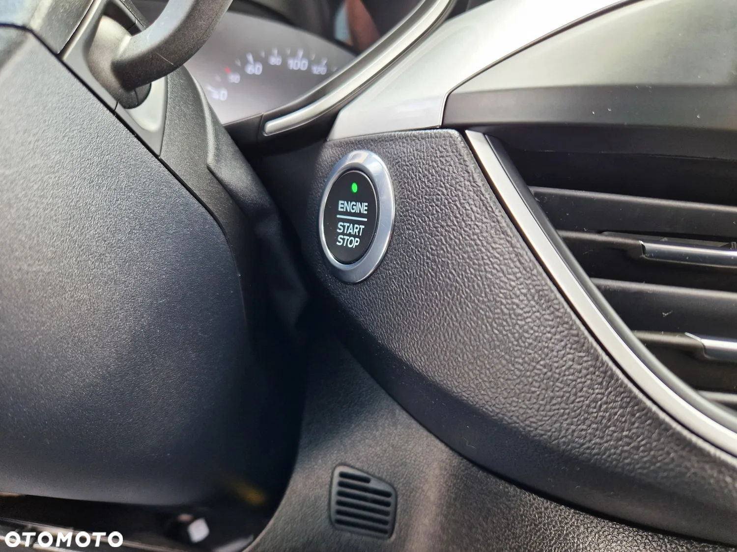 Ford Focus Turnier 1.5 EcoBlue Start-Stopp-System COOL&CONNECT DESIGN - 32