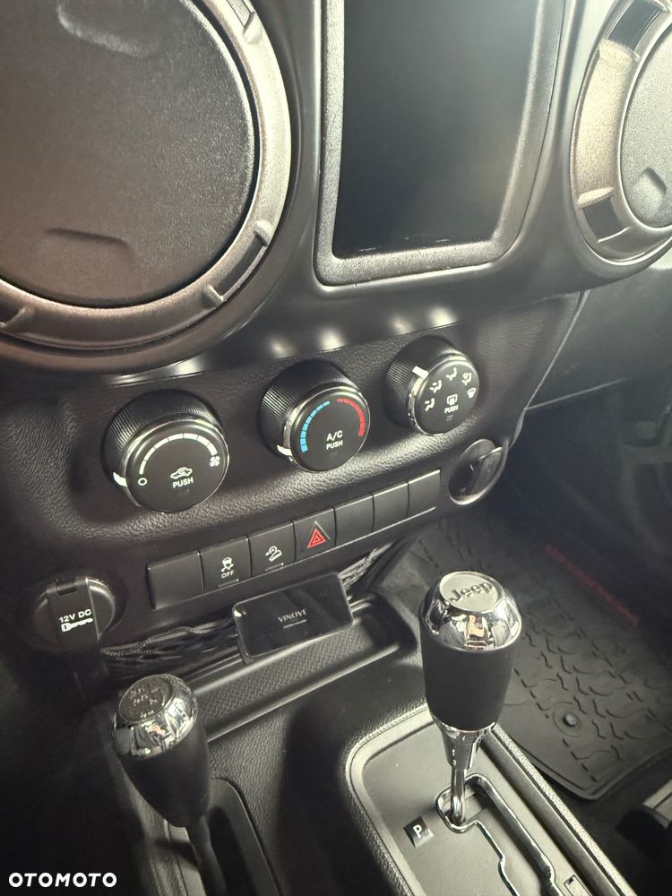 Jeep Wrangler 3.6 Sahara - 17