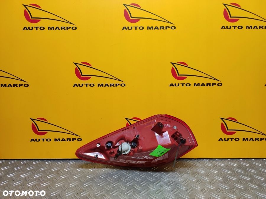 NISSAN SKYLINE CROSSOVER 2009- LAMPA TYŁ LED R USA - 6