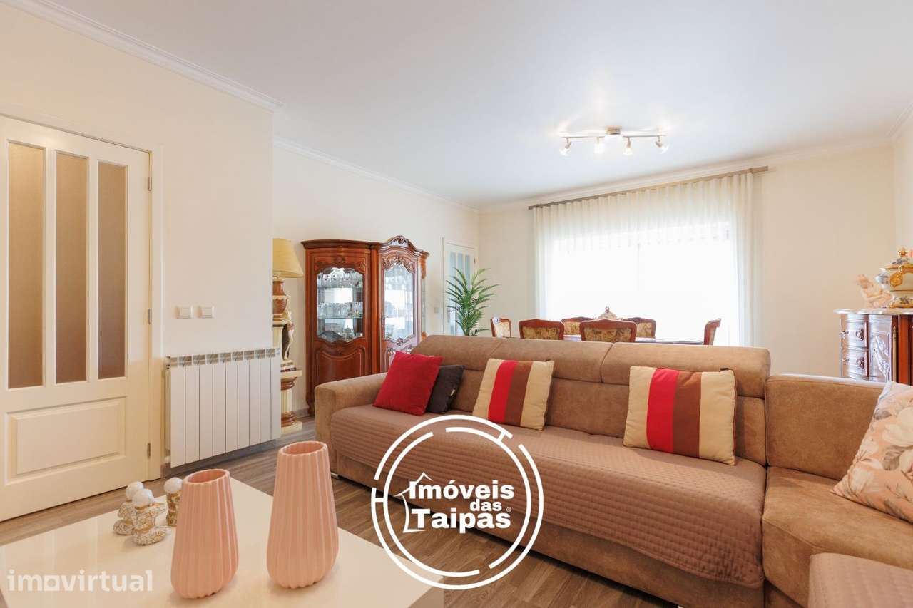 Vende-se Apartamento T3 em Sande São Martinho, Guimarães - Grande imagem: 2/26